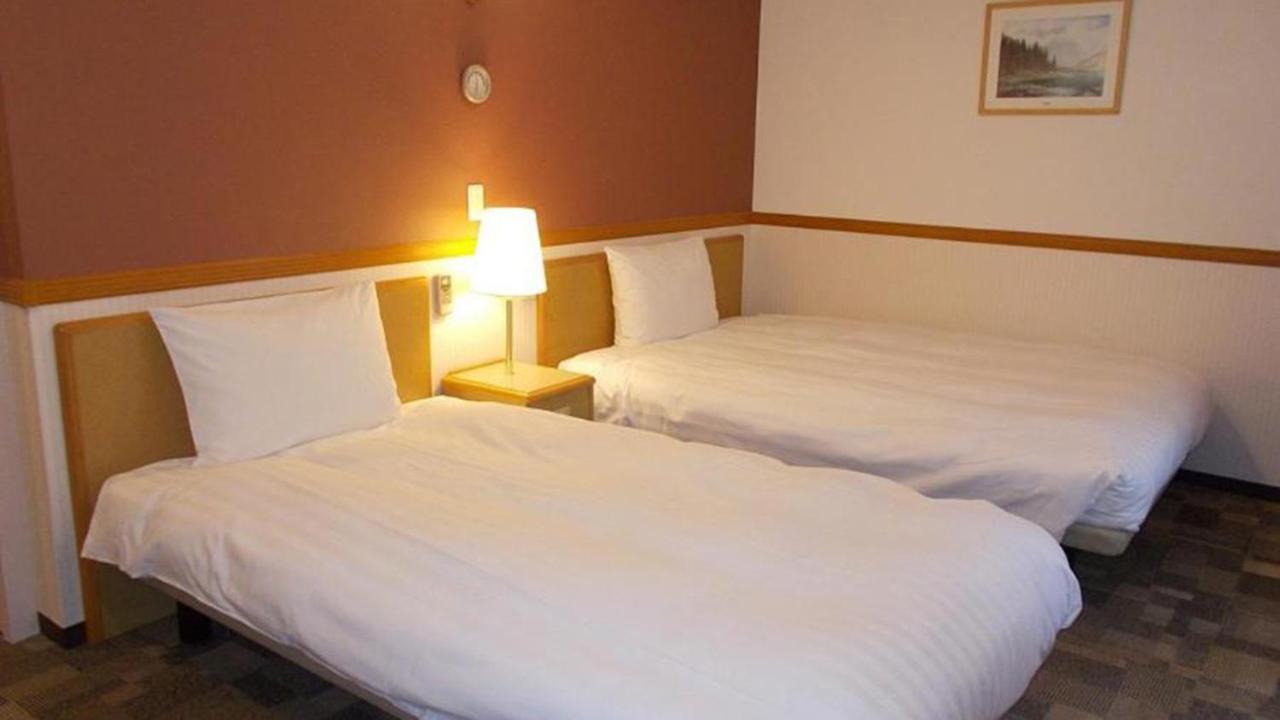Toyoko Inn Tokyo Asakusa Senzoku Tsukuba Express Exterior photo