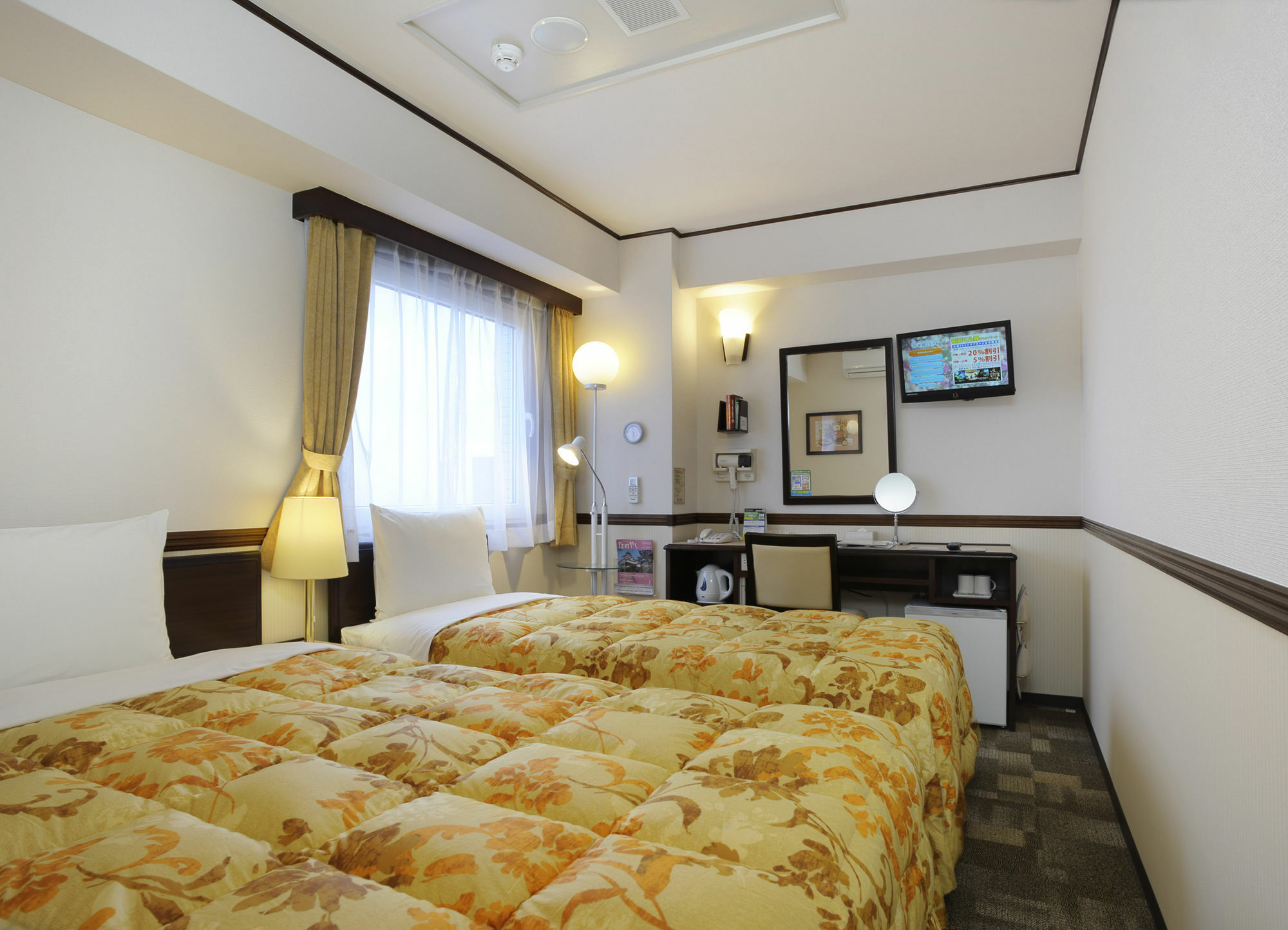 Toyoko Inn Tokyo Asakusa Senzoku Tsukuba Express Exterior photo