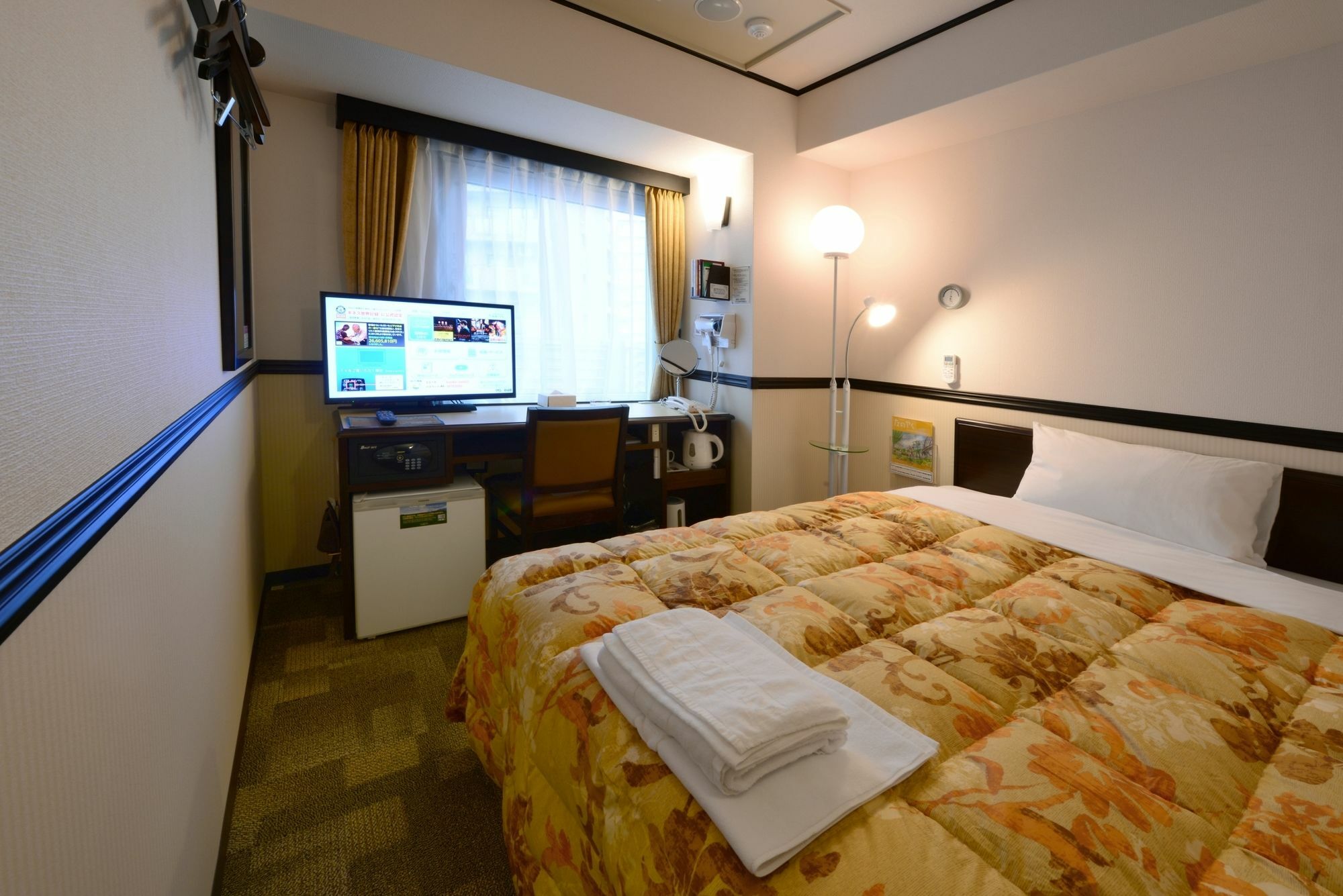 Toyoko Inn Tokyo Asakusa Senzoku Tsukuba Express Exterior photo